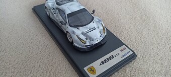 Predám model Ferrari 488 GTE Camo 1:43 Looksmart/Spark - 4