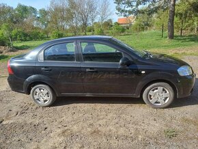 Chevrolet Aveo Sedan 62kw - 4