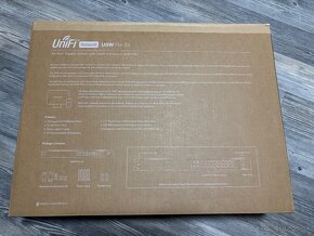 Ubiquiti USW-Pro-24 - 4