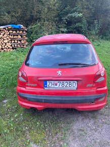 Peugeot 206+ 1.1 44kw - 4