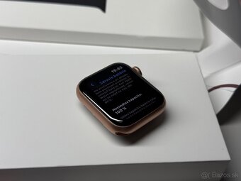 Predám Apple Watch S6 40mm Gold - 4