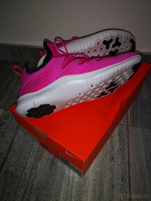 NOVÉ tenisky Nike Free Tr 9 Ultra neon pink - 4