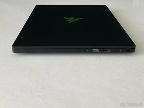 Razer Blade 15 Advanced RZ09-0301 - 4