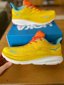 Hoka Clifton 9 - 4