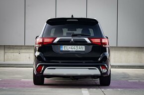 Mitsubishi Outlander 2.4 PHEV Instyle 4WD - 165kw, 47tis km - 4