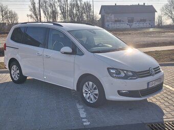 Volkswagen Sharan 2.0 TDI BMT Comfortline DSG - 4