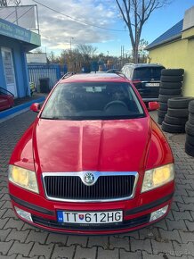 Škoda Octavia 2,0Tdi Combi Elegance 4x4 - 4