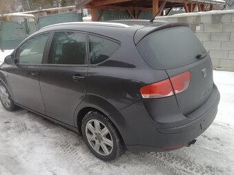 Rozpredám seat altea 2,0 tdi 103 kW dsg automat - 4