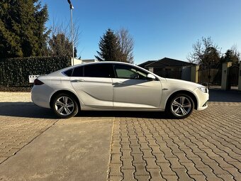 Opel Insignia 1.5 Turbo - 4