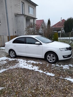 Skoda Rapid - 4