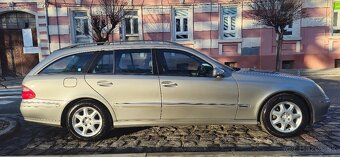 Mercedes-Benz W211 E220 CDI Avantgarde A/T - 4