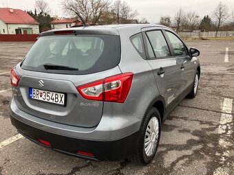 Predám Suzuki Sx4 benzín 1.6  Hatchback 5 dver. 88kw - 4