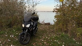 YAMAHA X-MAX 125cc 10,1kw - 4