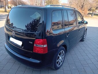 Volkswagen touran 1.9 TDI 74kw bez korozie GARAŽOVANE - 4