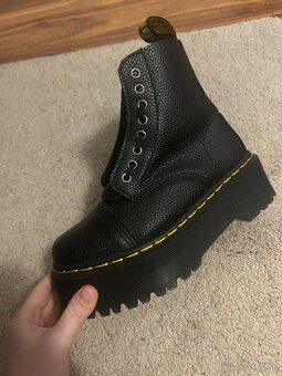 Čizmy podobne ako Dr. Martens, velkost 38 - 4