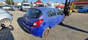 Lacno rozpredám Opel Corsa 2006-2014 na náhradné diely - 4