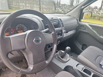 NISSAN NAVARA 2,5DCI MANUÁL 123XXX KM - 4