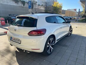 Volkswagen Scirocco 2.0TDI 2011 Edition - 4