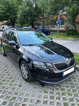 Skoda Octavia Combi 2.0 TDI Ambition DSG - 4