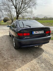 Renault laguna 1.8i - 4