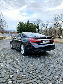 BMW Rad 7 730d xDrive A/T - 4