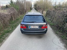 Mercedes Benz E500 4matic T model - 4