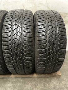 Zimné pneumatiky 215/55/17 Pirelli Sottozero 3 Winter - 4