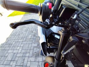 Yamaha mt 03 - 4