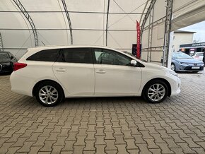 Toyota Auris Touring Sports 1.6 l Valvematic Active - 4