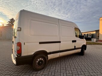 Renault Master Furgon 2.5 - 4