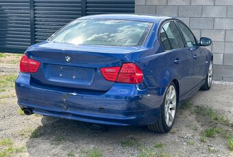 ROZPREDÁM BMW E90 320d FACELIFT - 4