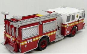 Seagrave NYFD Fire Truck 1:43 - 4