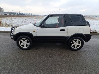 Toyota RAV4 - 4