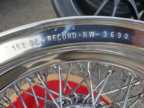 Borrani 15" 6J na Ferrari 250 GT/E Lusso - 4