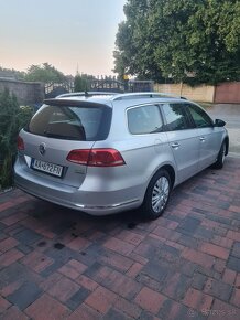 Volkswagen passat B7 combi 2.0Tdi DSG alcantara - 4