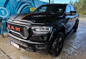 DODGE RAM 1500 SPORT 5.7 HEMI 4X4 NAJETO JEN 35tys km - 4