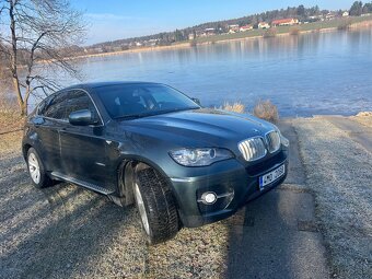 Dobrý den, prodám BMW X6 E71 35D X-Drive M57 Rok výroby: 200 - 4