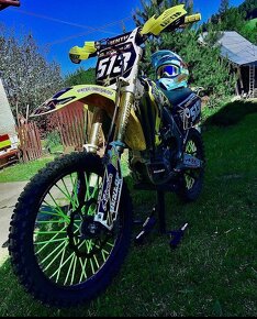 Suzuki RMZ 450 - 4