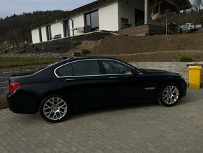 BMW 750i xdrive - 4