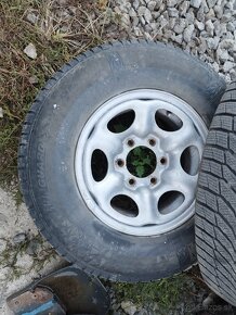 235/75 R15 zimný komplet 6x139,7 - 4