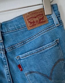 Levis High rise straight 27 32 Modré roztrhané rovné - 4