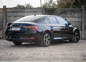 Škoda Superb 2.0 TDI SCR Ambition - 4