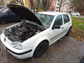 GOLF IV 1.4 55Kw rok v.2001 BRATISLAVA - 4