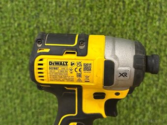 DeWALT DCF887N Aku bezuhlíkový rázový uťahovák 1/4" - 4