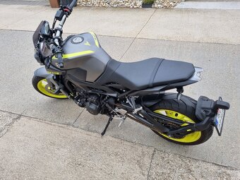 Yamaha MT 09 - 4