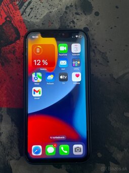 iPhone Xs - 4