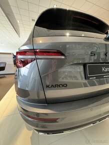 Škoda Karoq 1.5 TSI 110 kW, Sivá Graphite metalíza - 4