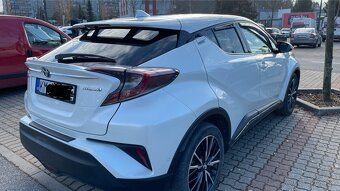 Toyota C-HR 1,8 Hybrid. EXECUTiVE - Automat - 4