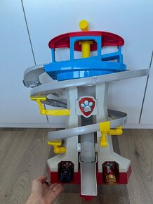 Základňa labková patrola / dráha paw patrol + 2 autíčka - 4