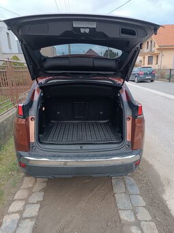 Predám Peugeot 3008 ALLURE 1.5 BlueHDi 130k EAT8 (EURO 6.2) - 4